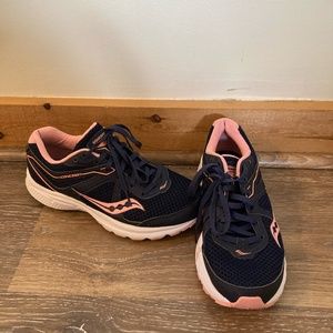 Saucony Navy and Pink Running Shoes - Size 8.5